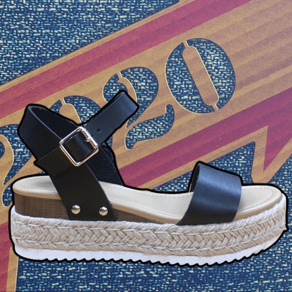 RESTOCK Soda Clip Black FlatForm Espadrille Sandal - Picture 2 of 9